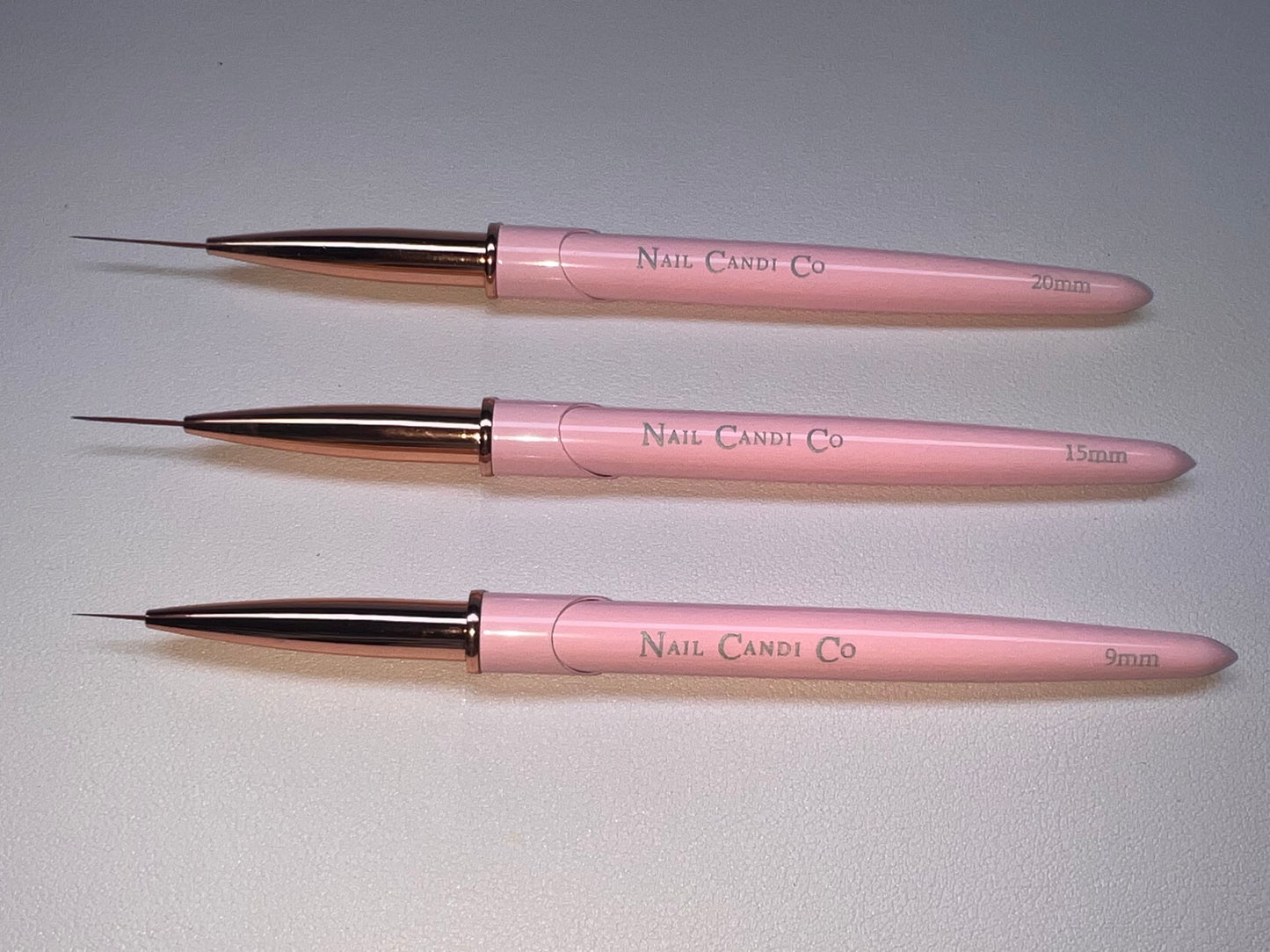 “Nail Art Must Haves” liner brush trio (baby pink)