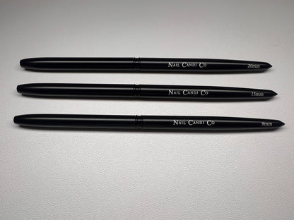 “Nail Art Must Haves” liner brush trio (black)